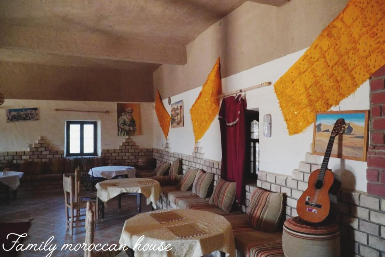 Family Moroccan House Merzouga Esterno foto